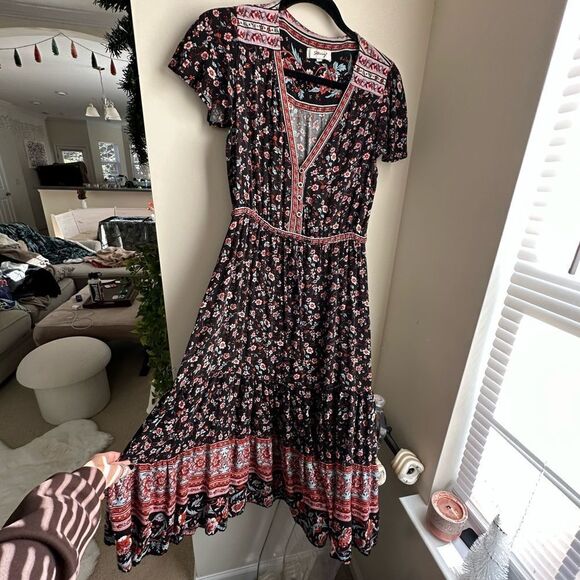 Cottagecore Staring black and pink floral midi dress - Picture 5 of 15